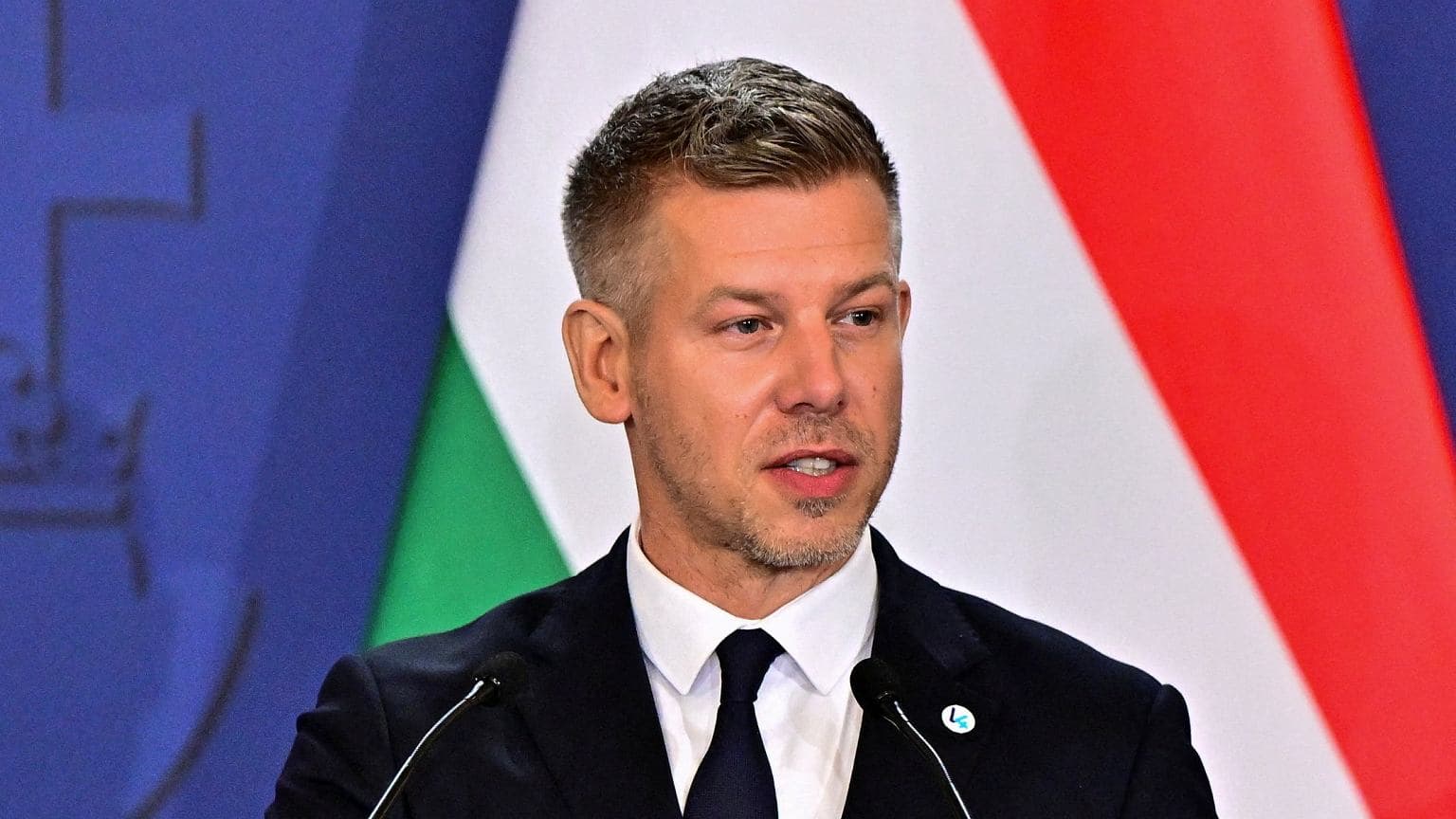Magyar reaguje na odejście człowieka Orbana z polityki. "Fidesz oficjalnie wkroczył na drogę politycznego wymarcia"