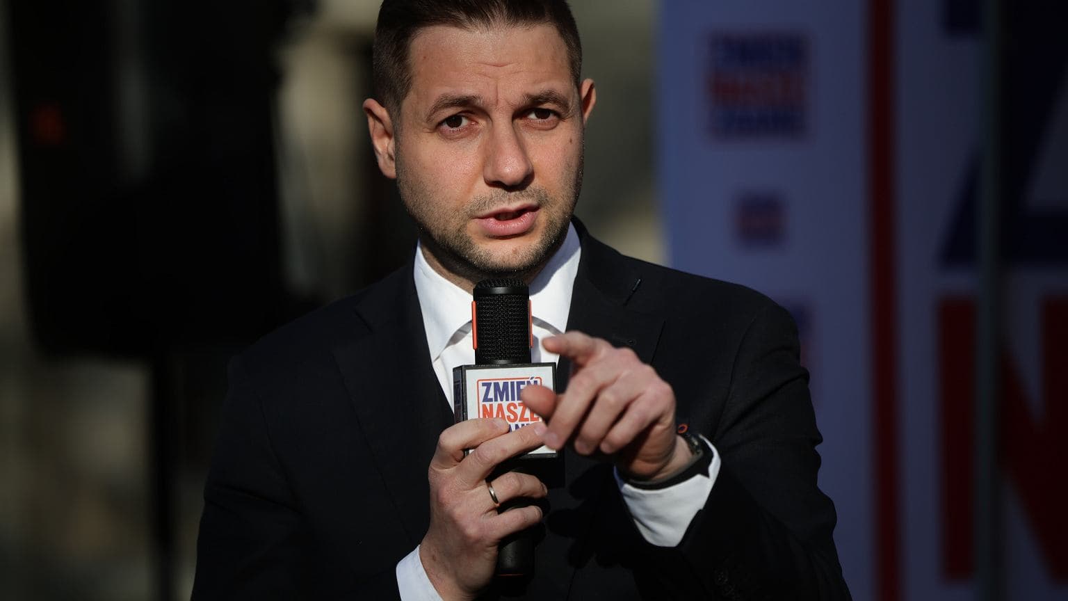 Patryk Jaki zbesztany przez partyjnego kolegę. "Przeproś i zacznij pracować dla PiS"