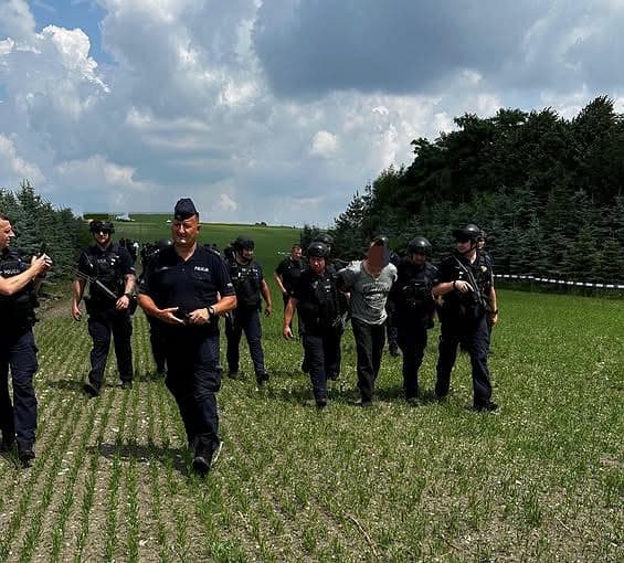 49-latek z Mierzawy zatrzymany przez policję. Miał zaatakować nożem teściów