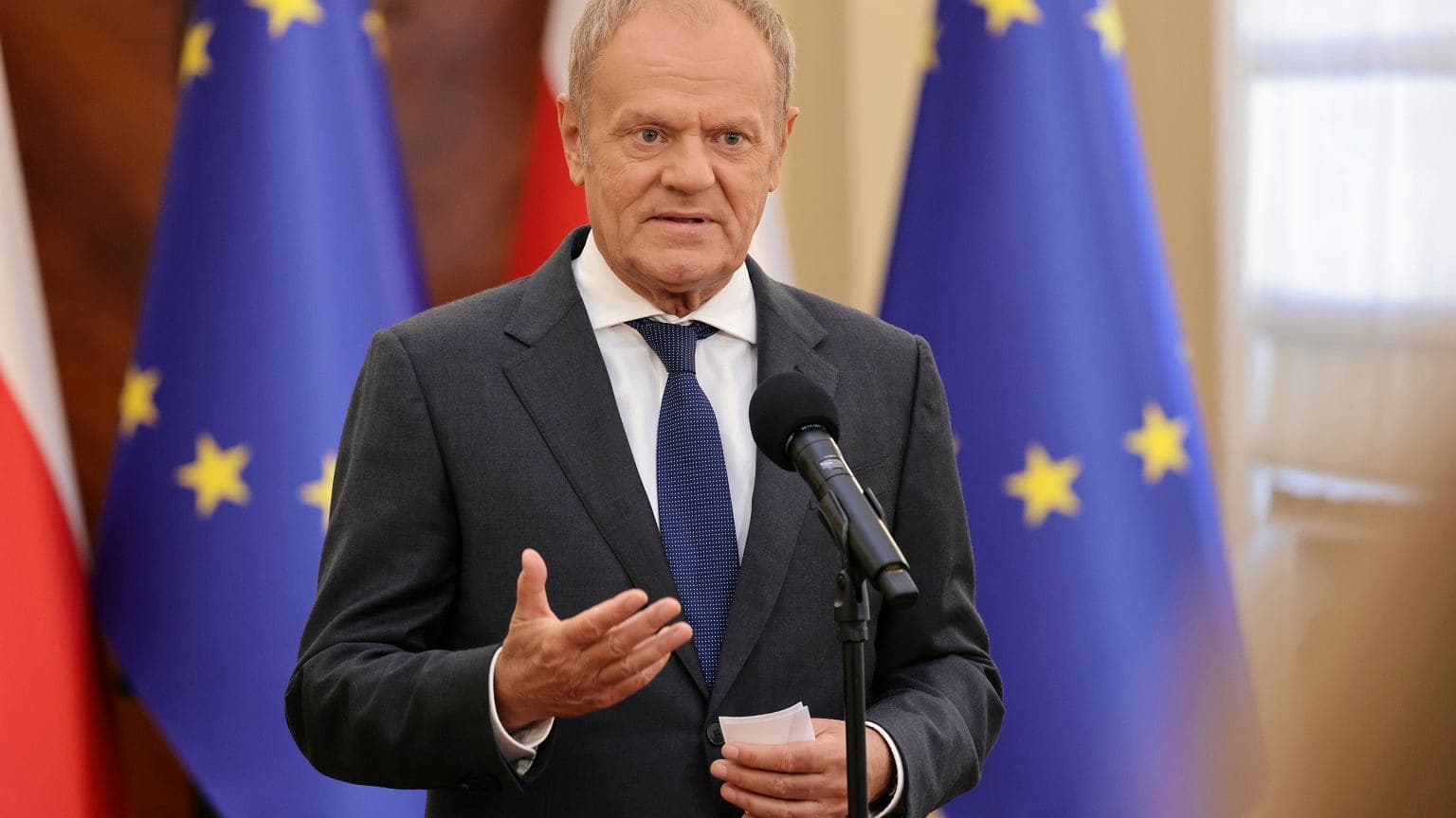 "Przepraszam". Tusk komentuje decyzję sądu ws. Ziobry