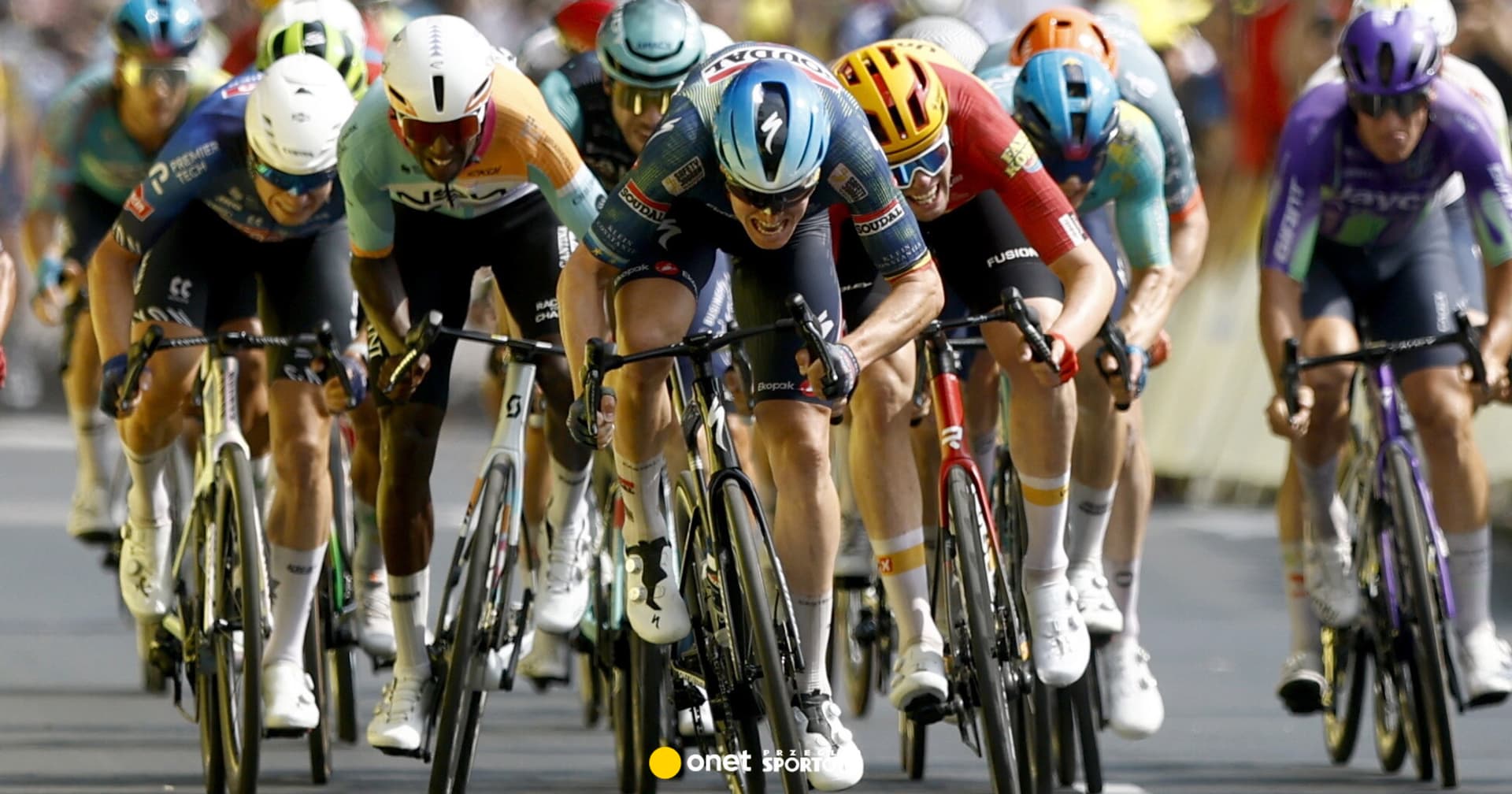 Co za finisz z peletonu na Tour de France. Tadej Pogacar nadal liderem