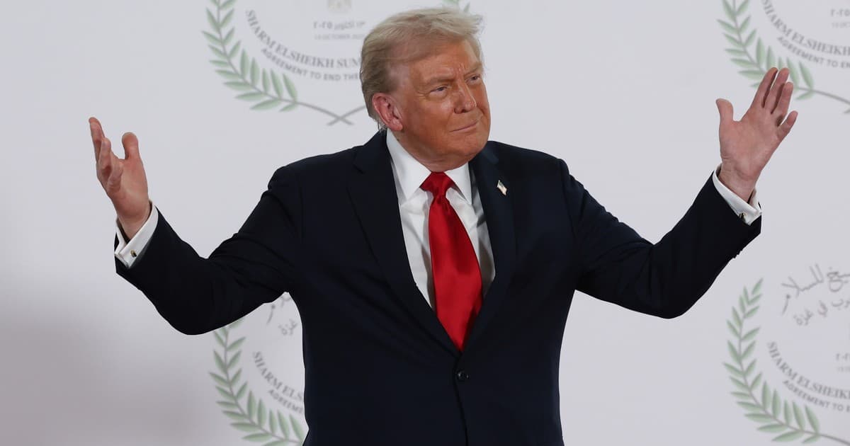 Donald Trump uderza w wielkie koncerny naftowe. "Klienci są naciągani"