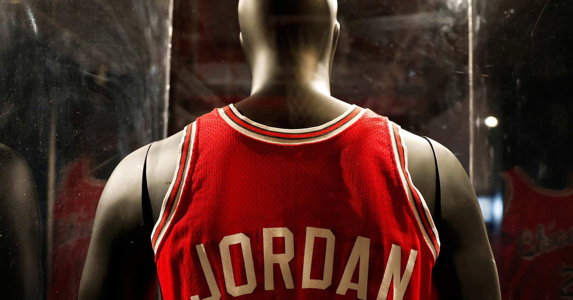 Popularność Jordana zmieniła NBA. Bulls pozwali ligę o miliony
