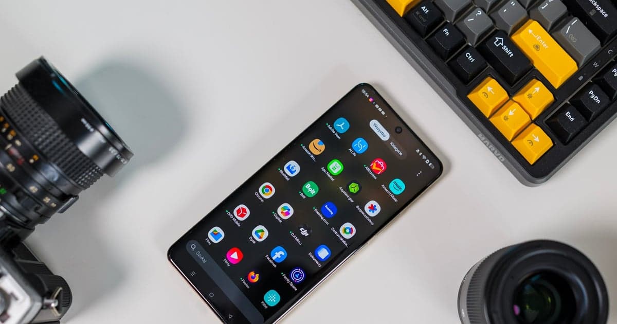 To koniec OxygenOS i realme UI. Czy OnePlus i realme znikną razem ze swoimi systemami?